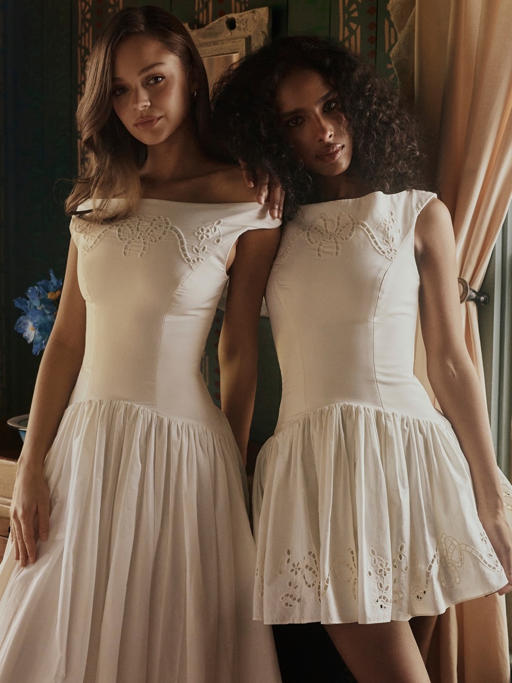House of CB Lauren White Cotton Broderie Anglaise Boat Neck Mini Dress size M - Picture 16 of 17